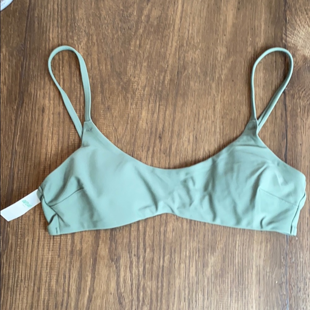 Aerie bra style bikini top